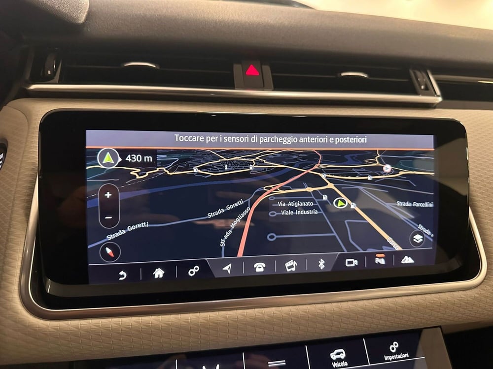 Land Rover Range Rover Velar usata a Cuneo (12)