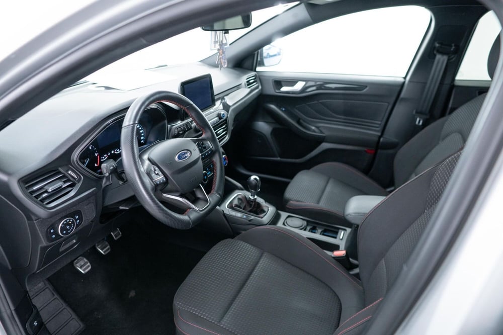 Ford Focus Station Wagon usata a Torino (6)