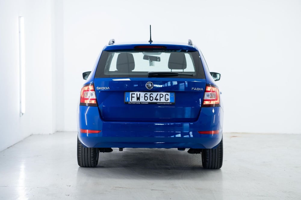Skoda Fabia Station Wagon usata a Torino (5)