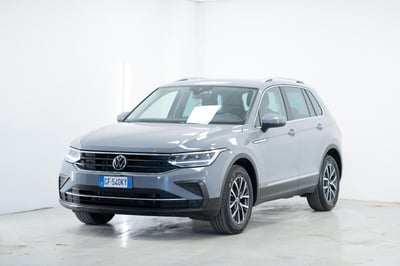 Volkswagen Tiguan Allspace 2.0 tdi Life 150cv dsg del 2021 usata a Torino