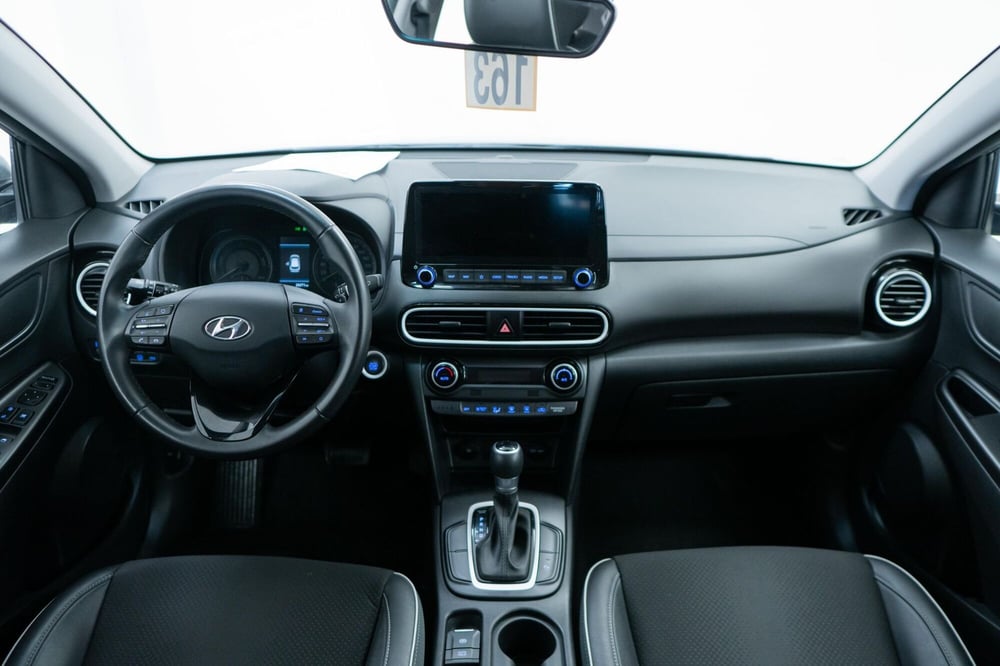 Hyundai Kona usata a Torino (9)