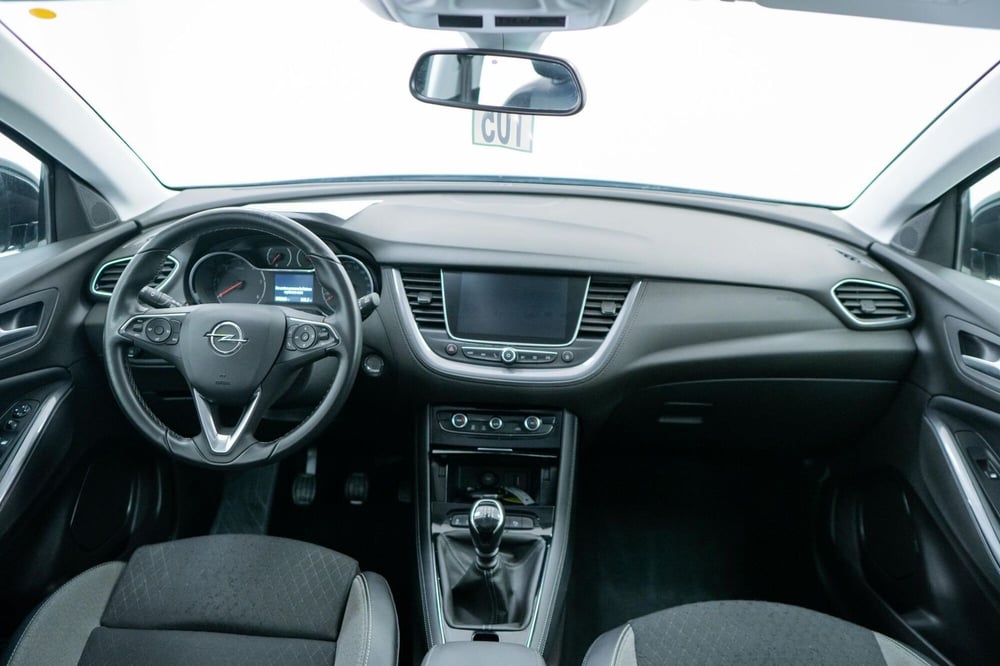 Opel Grandland X usata a Torino (9)