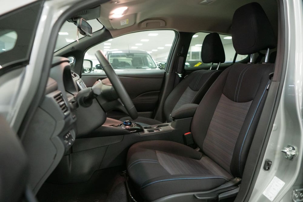 Nissan Leaf nuova a Torino (7)