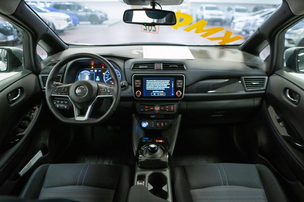 Nissan Leaf nuova a Torino (9)