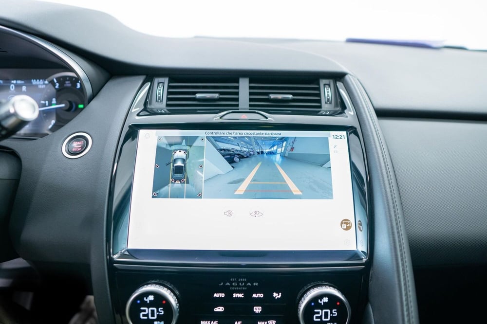 Jaguar E-Pace usata a Torino (10)