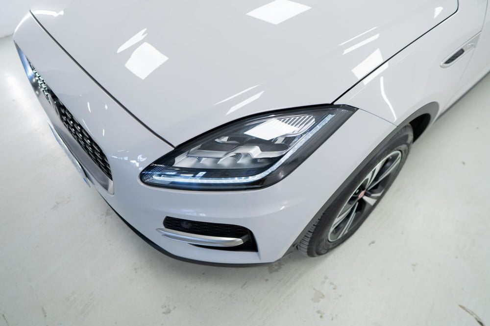 Jaguar E-Pace usata a Torino (19)