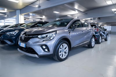 Renault Captur Plug-in Hybrid E-Tech 160 CV Intens del 2020 usata a Torino