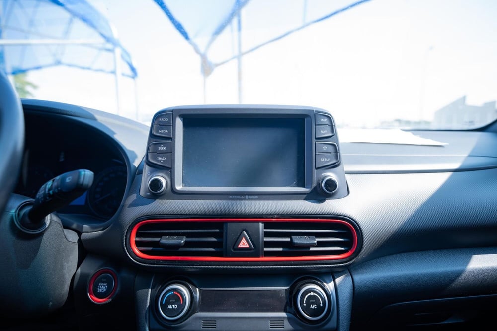Hyundai Kona usata a Torino (11)