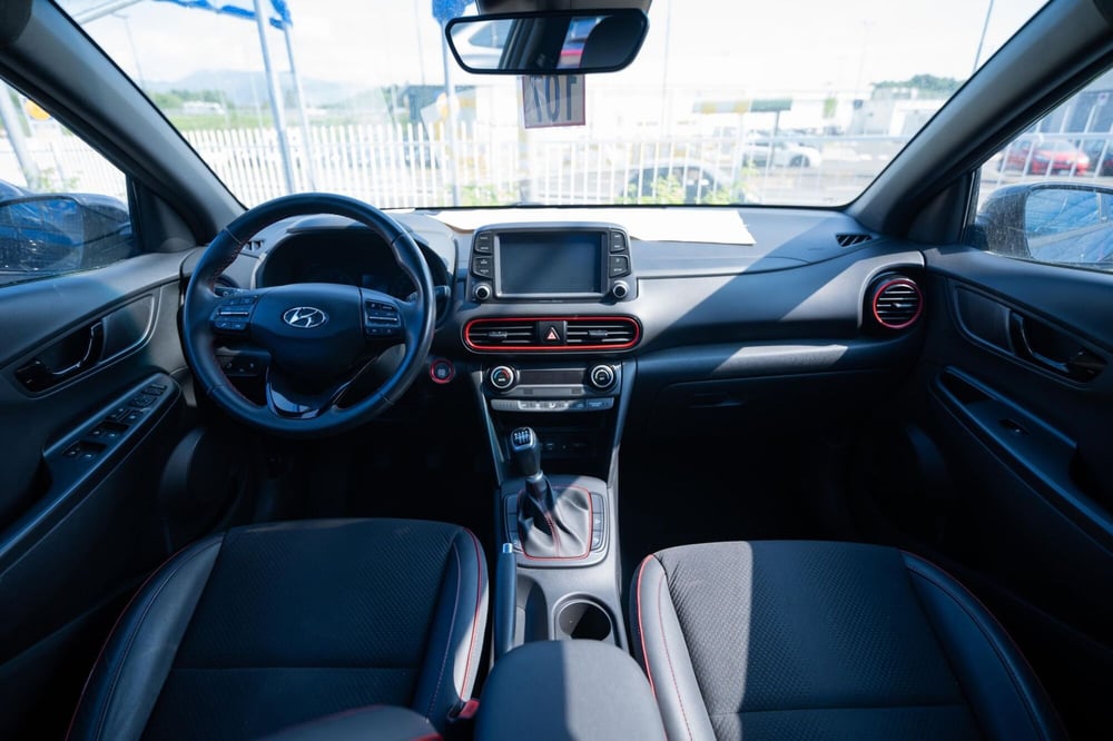 Hyundai Kona usata a Torino (8)