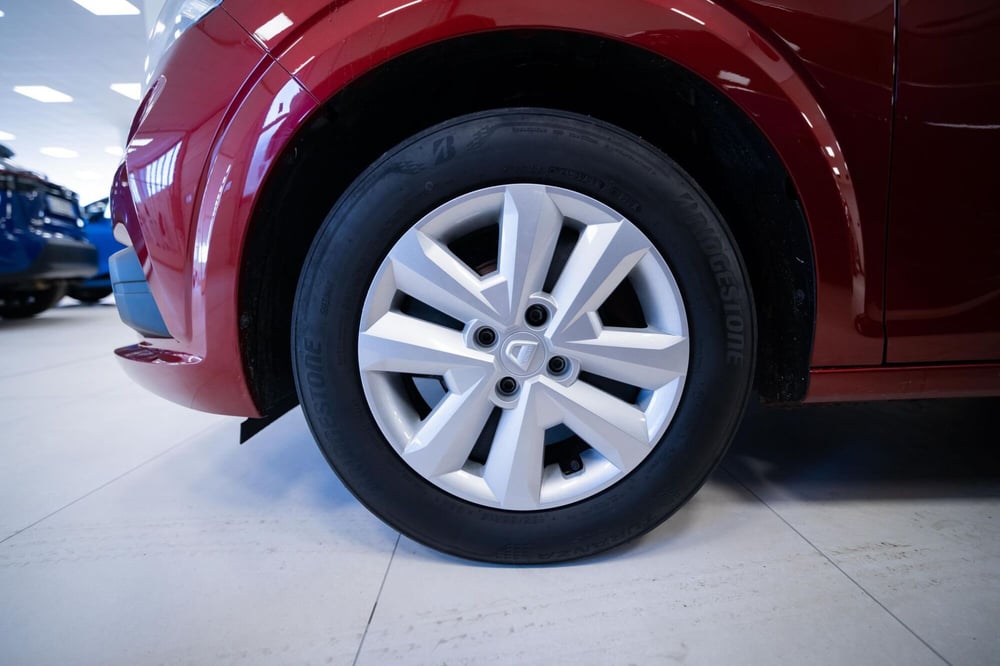 Dacia Sandero usata a Torino (15)