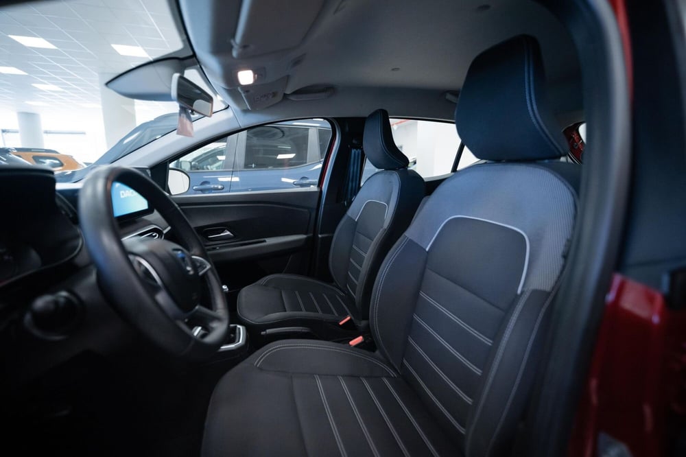 Dacia Sandero usata a Torino (7)