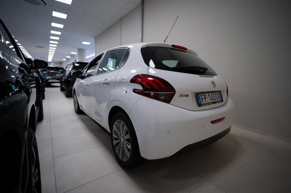 Peugeot 208 usata a Torino (19)