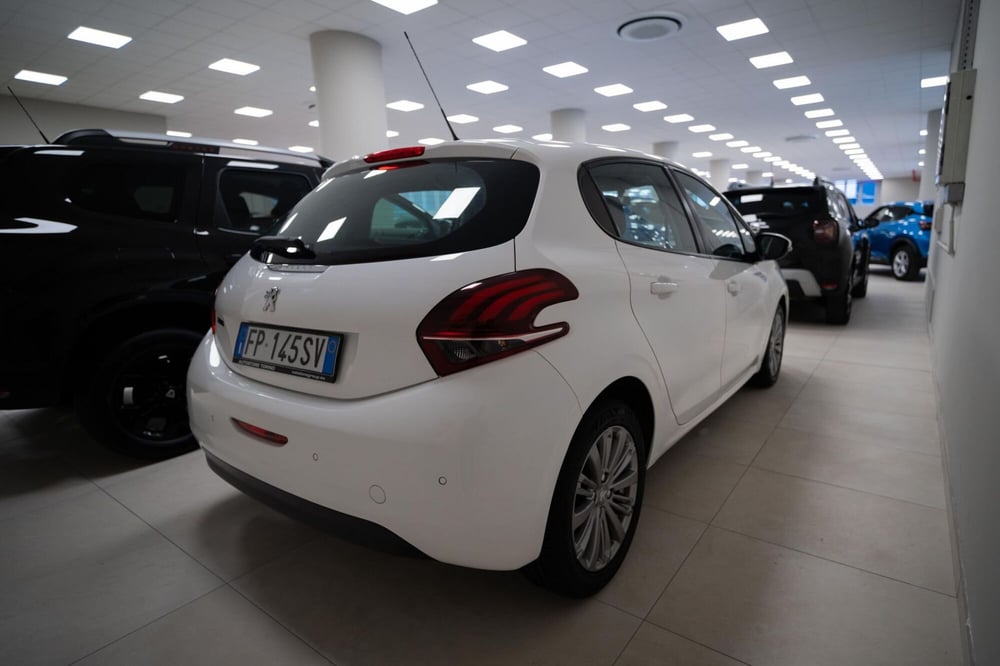 Peugeot 208 usata a Torino (3)