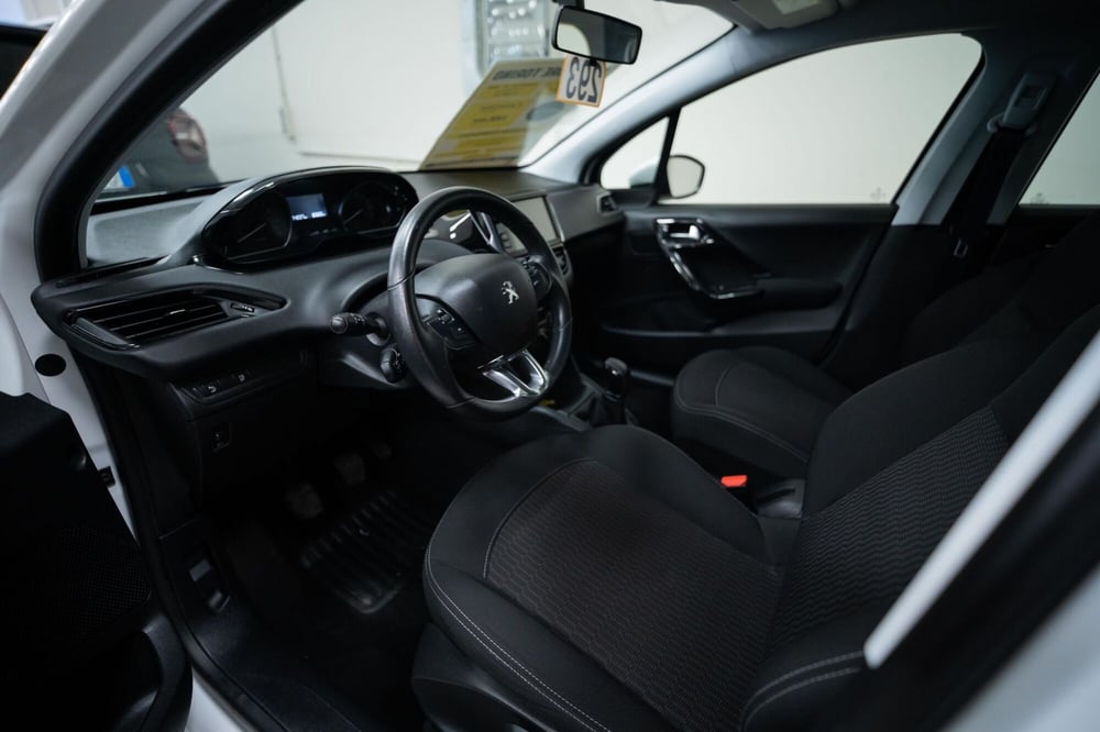 Peugeot 208 usata a Torino (6)