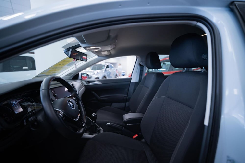 Volkswagen Polo usata a Torino (7)