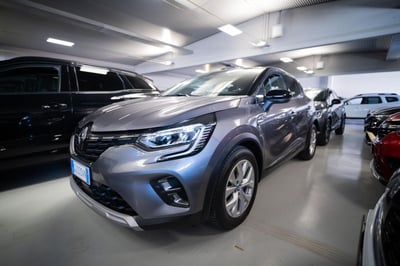 Renault Captur Plug-in Hybrid E-Tech 160 CV Intens del 2022 usata a Torino