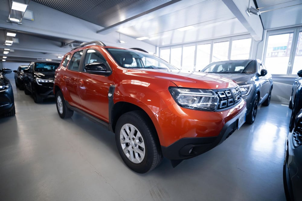 Dacia Duster usata a Torino (15)