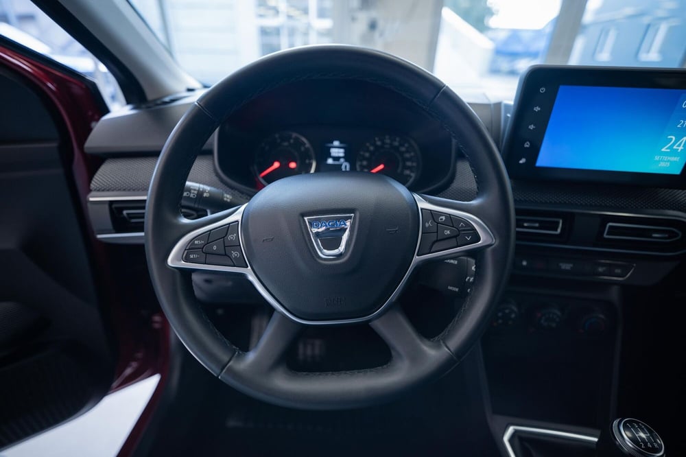 Dacia Sandero usata a Torino (11)