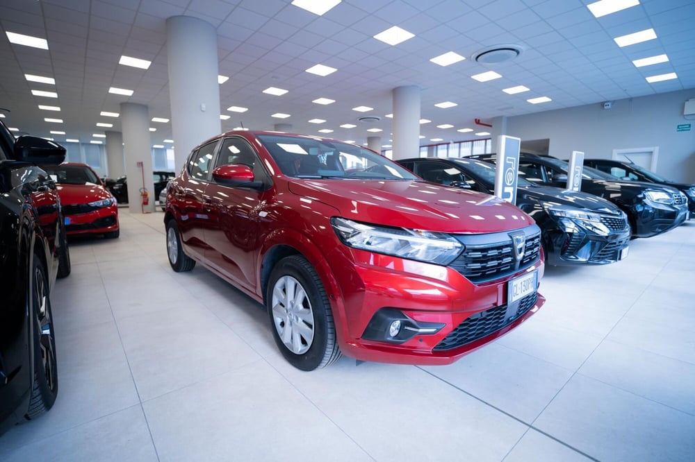 Dacia Sandero usata a Torino (17)