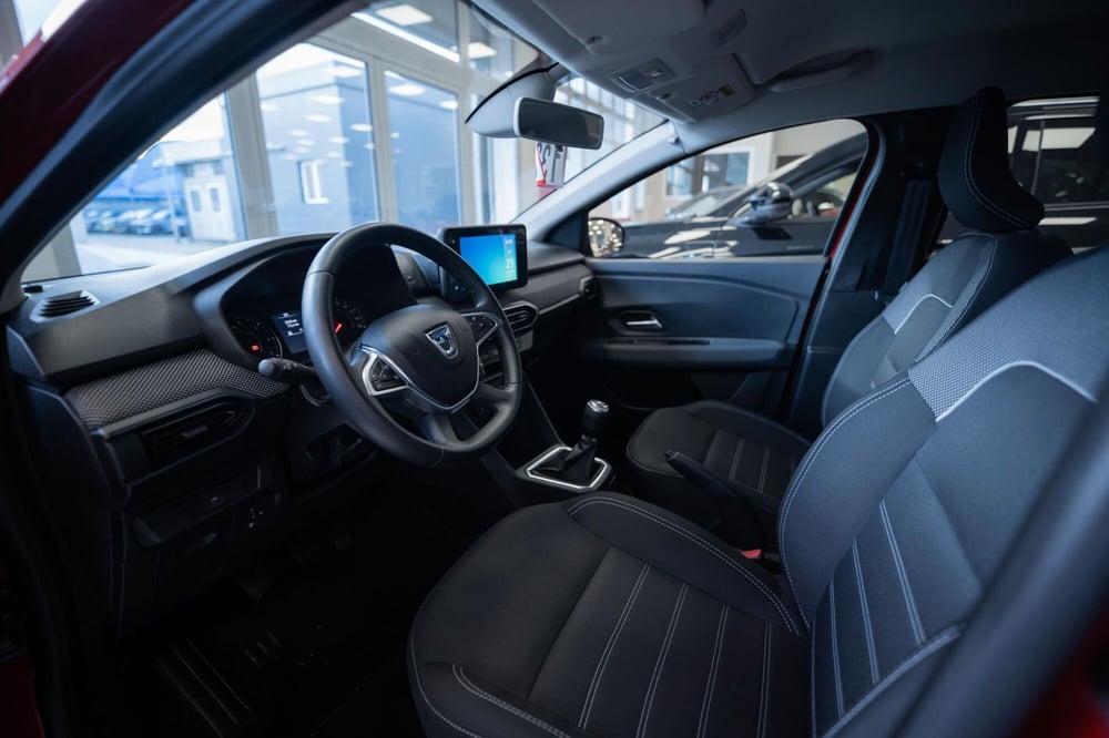 Dacia Sandero usata a Torino (6)