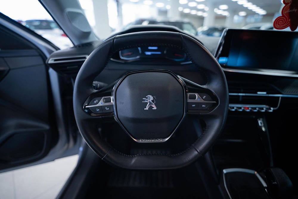 Peugeot 208 usata a Torino (11)