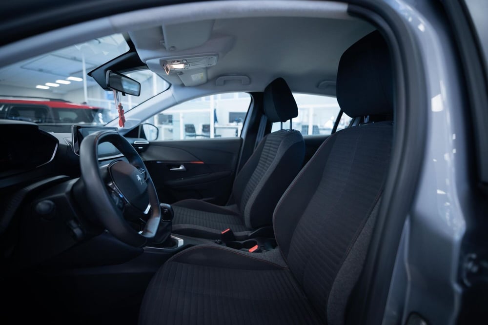 Peugeot 208 usata a Torino (7)
