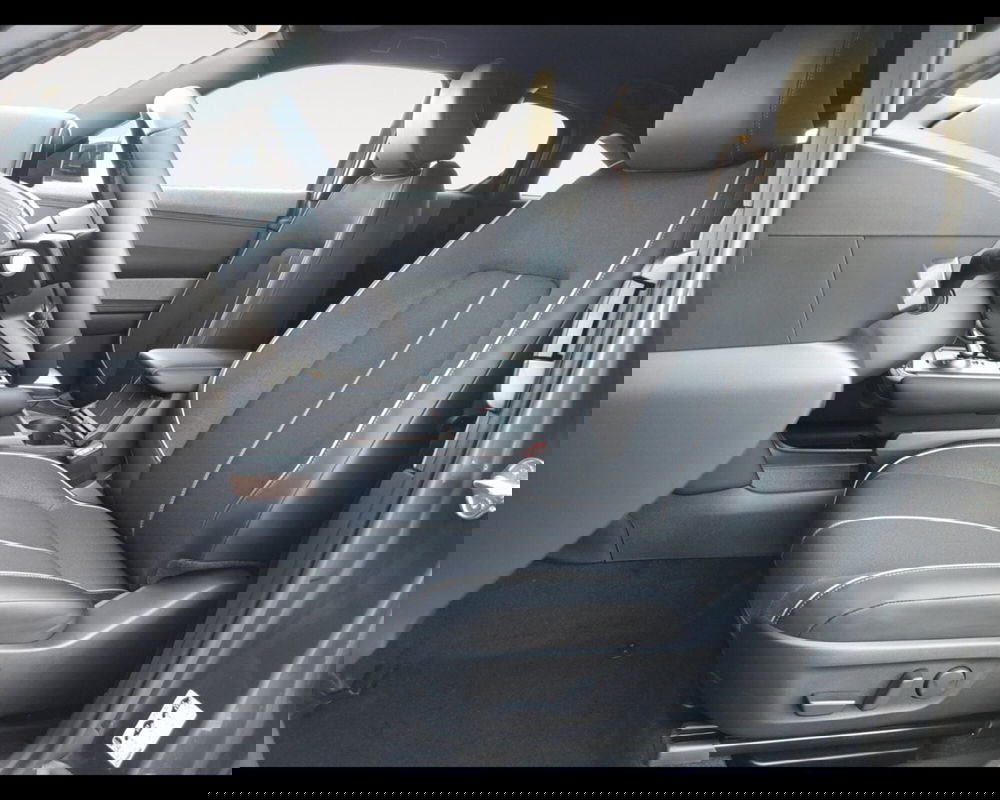 Mazda MX-30 R-EV nuova a Ravenna (9)