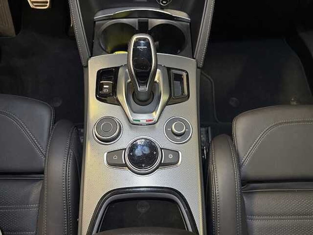 Alfa Romeo Stelvio usata a Ravenna (19)