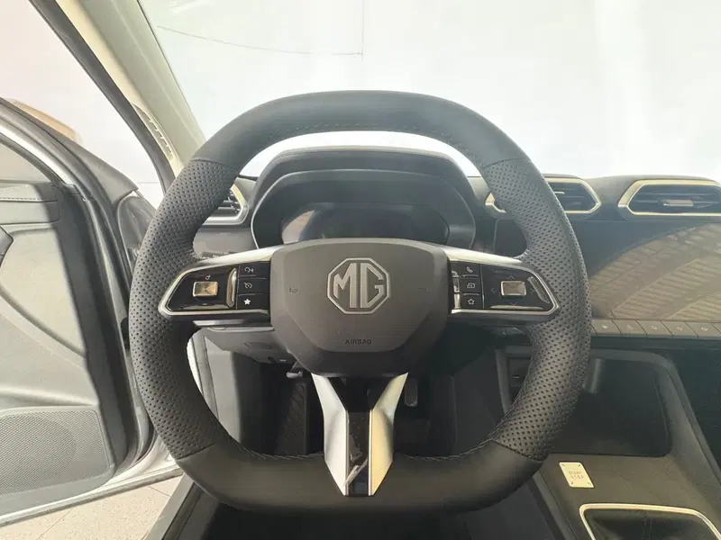 Mg ZS nuova a Monza e Brianza (20)