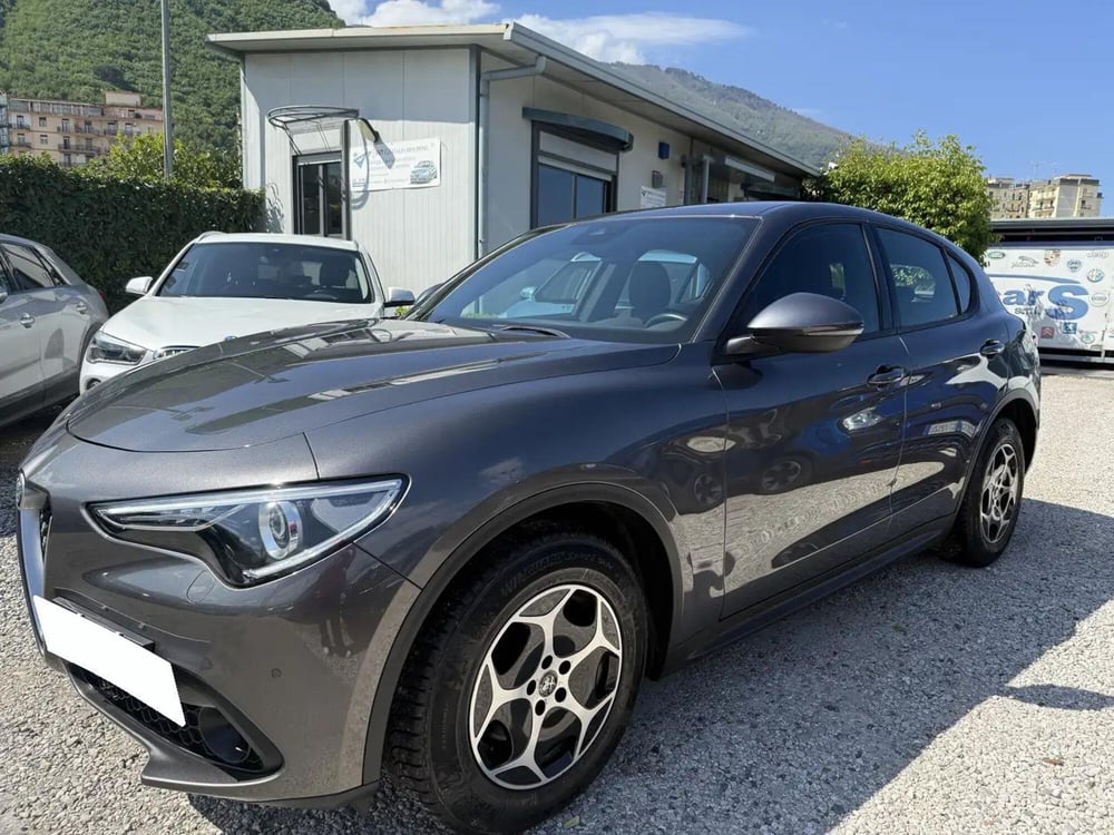 Alfa Romeo Stelvio usata a Salerno
