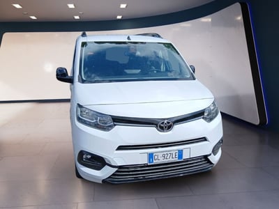 Toyota Proace City Verso City Verso 1.5D 130 CV S&amp;S Long D Luxury del 2023 usata a Fisciano