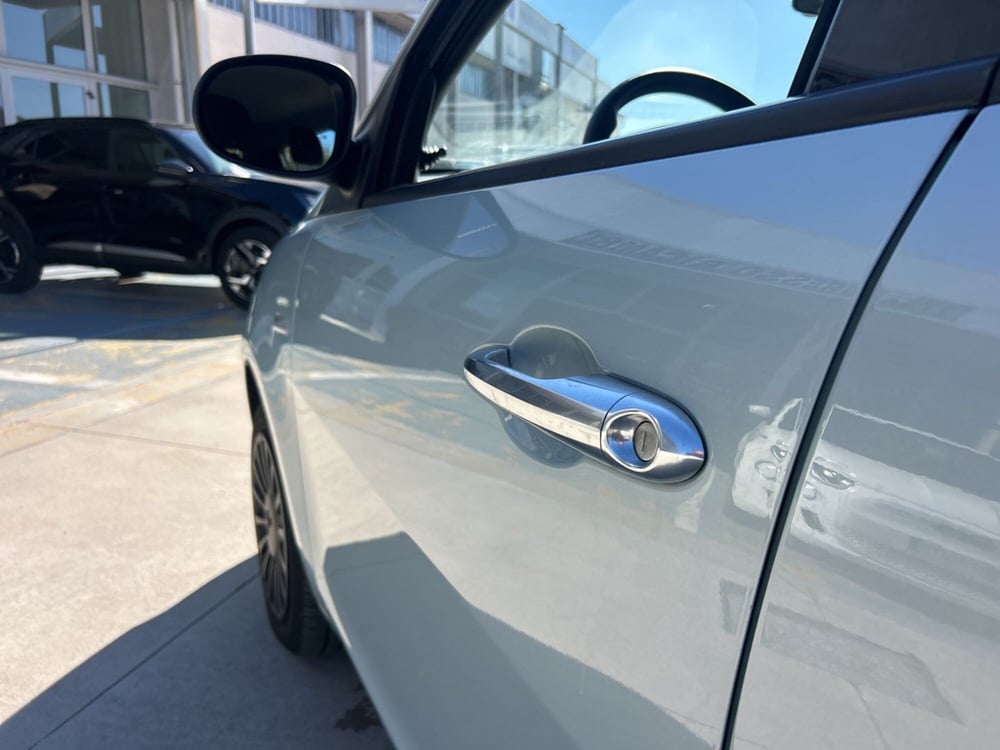 Lancia Ypsilon usata a Frosinone (11)