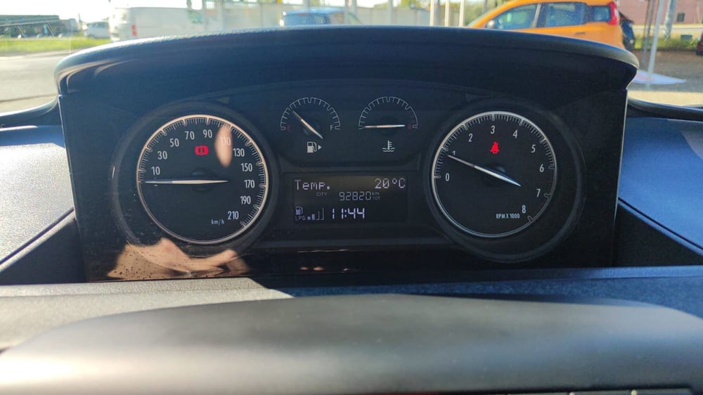 Lancia Ypsilon usata a Firenze (2)