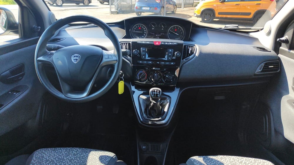 Lancia Ypsilon usata a Firenze (20)