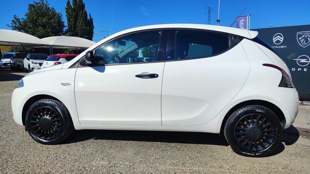 Lancia Ypsilon usata a Firenze (3)