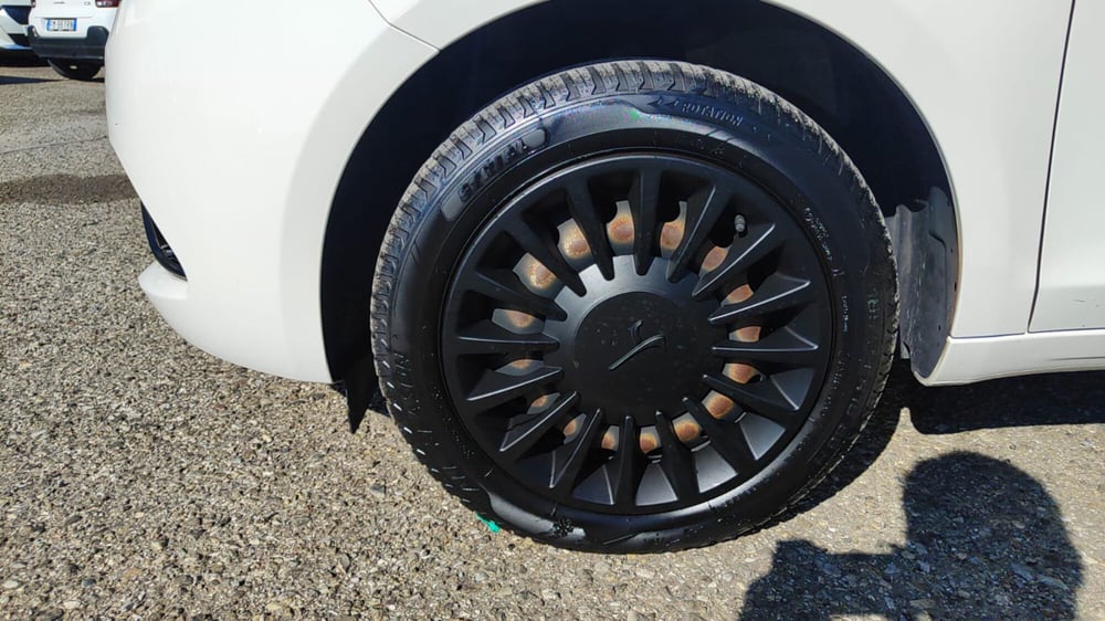 Lancia Ypsilon usata a Firenze (5)