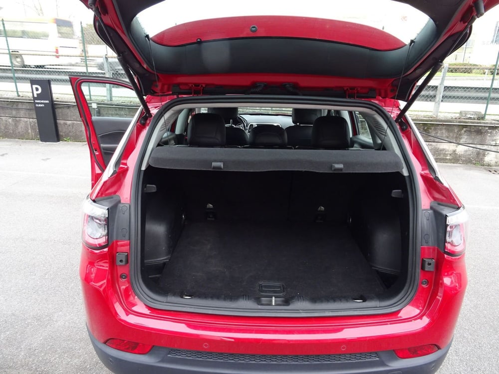 Jeep Compass usata a Lucca (13)