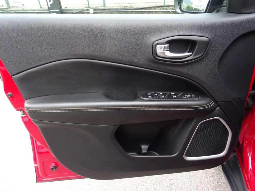 Jeep Compass usata a Lucca (9)