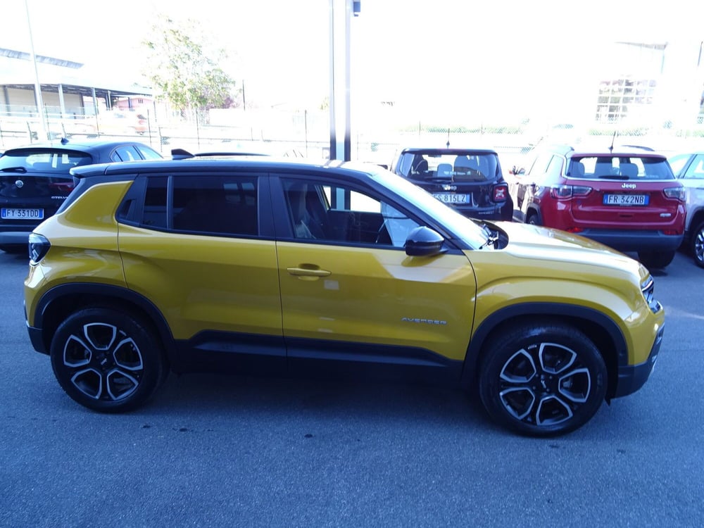 Jeep Avenger nuova a Lucca (6)