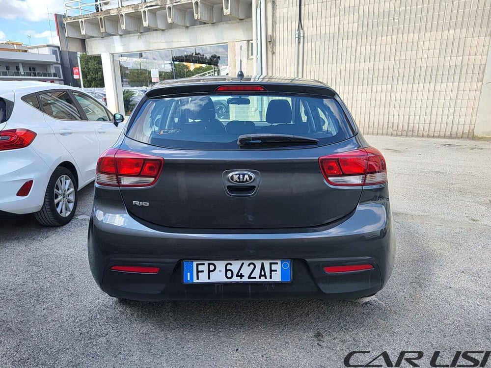 Kia Rio usata a Foggia (7)