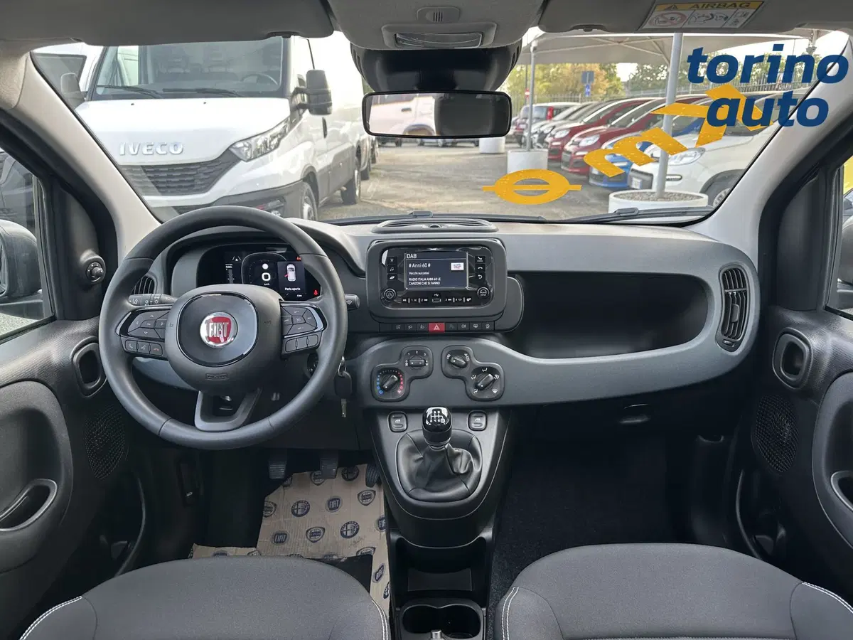 Fiat Panda Cross nuova a Torino (12)