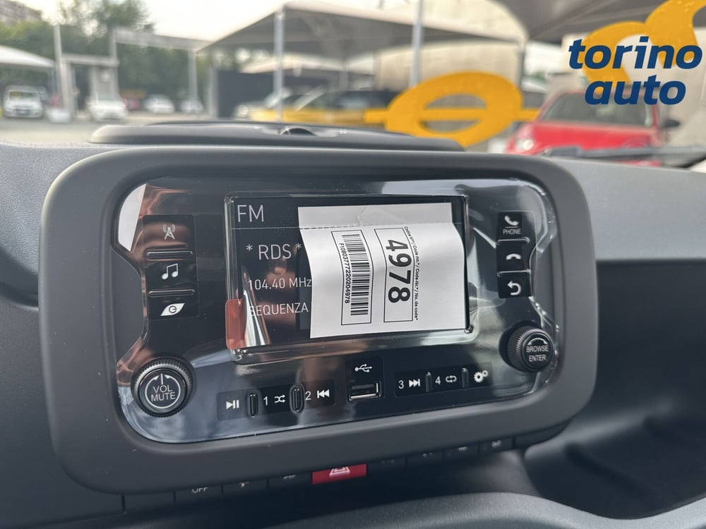 Fiat Panda Cross nuova a Torino (19)