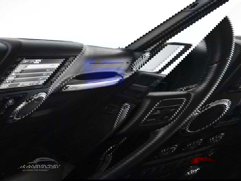 Jeep Wrangler Unlimited usata a Perugia (20)