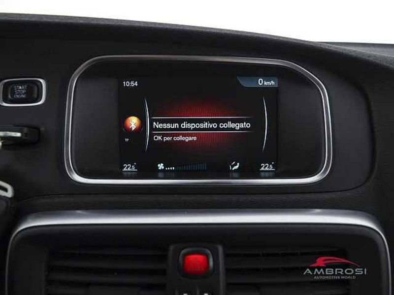 Volvo V40 Cross Country usata a Perugia (15)