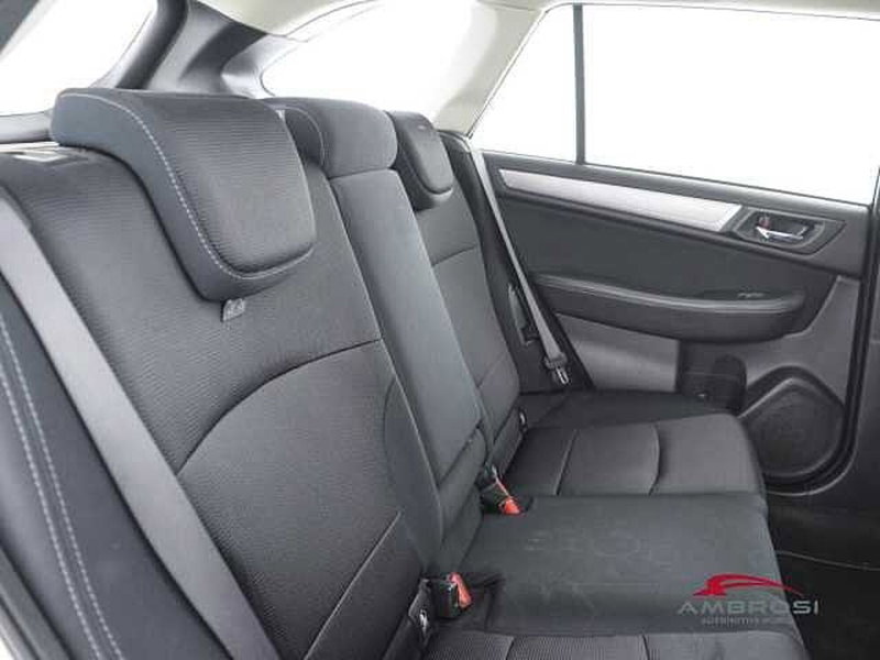Subaru Outback usata a Perugia (11)