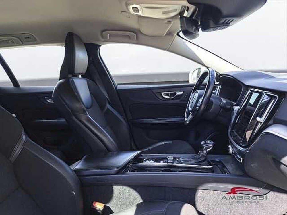 Volvo V60 usata a Perugia (13)