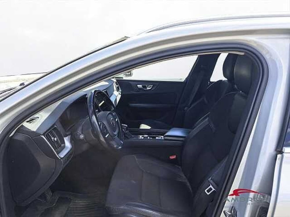 Volvo V60 usata a Perugia (9)