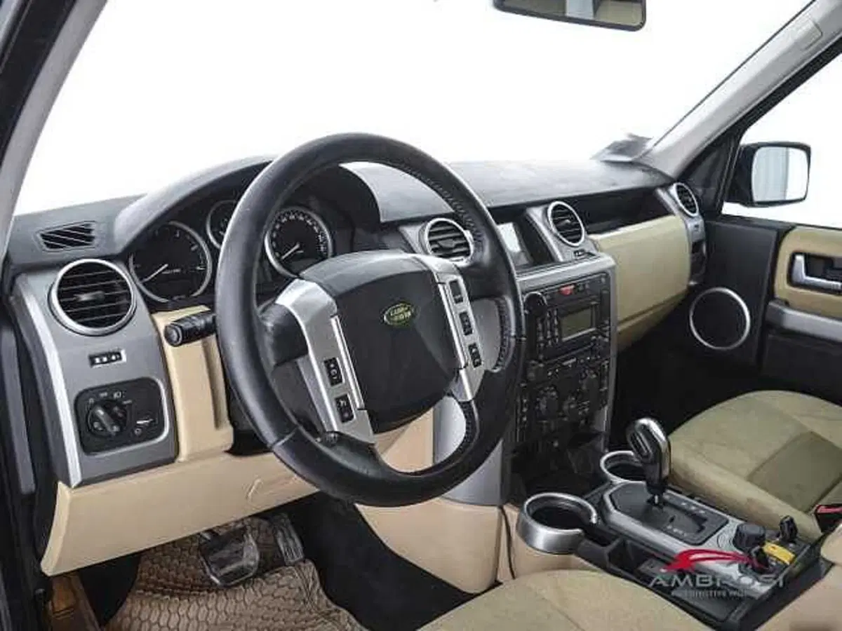 Land Rover Discovery usata a Perugia (8)