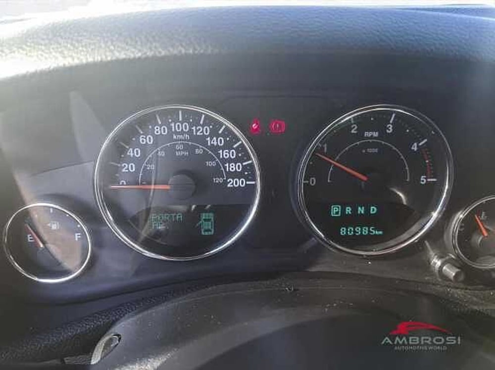 Jeep Wrangler Unlimited usata a Viterbo (12)