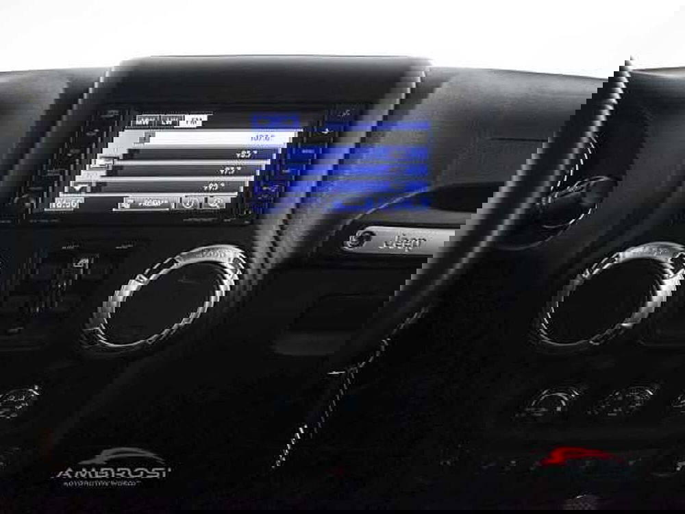 Jeep Wrangler Unlimited usata a Viterbo (18)